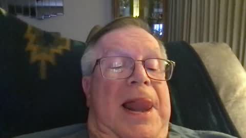 Snapshot of horndog69b chatting on May 6, 2026, 7:13 am horndog online show from May 6, 2026, 7:13 am