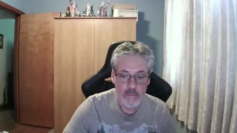 horndoggy online show from June 6, 2026, 4:23 pm
