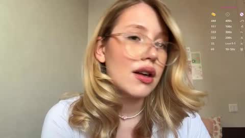 Audrey online show from February 5, 2025, 4:06 am