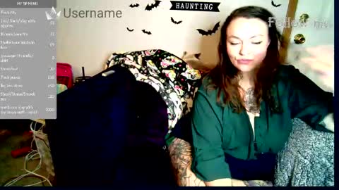 Snapshot of horneygirl88ddd chatting on February 15, 2026, 1:24 am horneygirl88ddd online show from February 15, 2026, 1:24 am