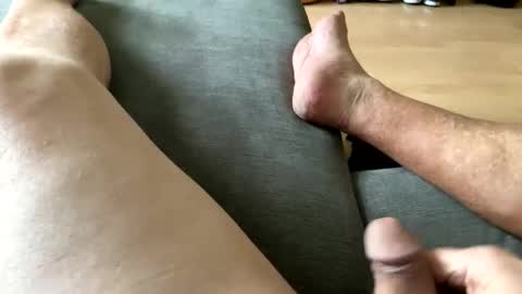 Snapshot of horny_147 chatting on October 10, 2025, 11:42 am Cum suck Me off online show from October 10, 2025, 11:42 am