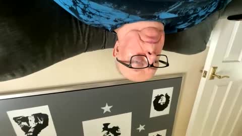 Snapshot of horny_147 chatting on March 6, 2026, 2:02 pm Cum suck Me off online show from March 6, 2026, 2:02 pm