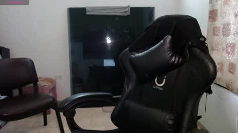 horny and daring online show from January 13, 2026, 1:05 pm