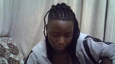 Leila online show from February 14, 2026, 7:21 pm