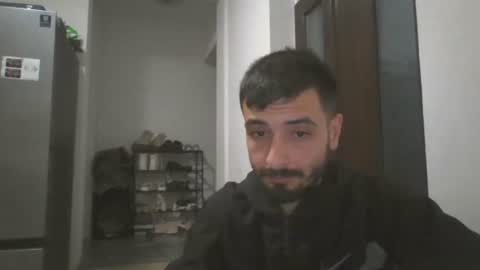 horny_couple9600 online show from October 28, 2025, 10:45 pm