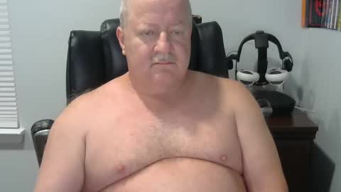 horny_hubby1967 online show from September 21, 2025, 2:13 am