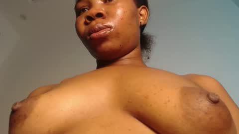 Iris online show from April 19, 2026, 8:22 pm