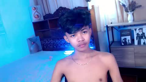 horny_joshxxx online show from April 21, 2026, 8:23 pm