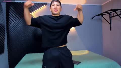 horny_nick18 online show from March 25, 2026, 12:55 pm