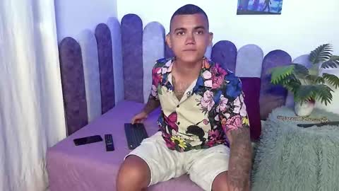 Snapshot of horny_show10 chatting on March 19, 2026, 3:38 pm horny_show10 online show from March 19, 2026, 3:38 pm