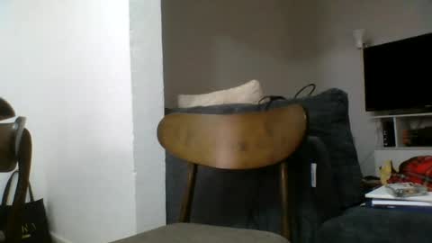 Snapshot of hornyartis69 chatting on July 25, 2026, 5:54 pm hornyartis69 online show from July 25, 2026, 5:54 pm