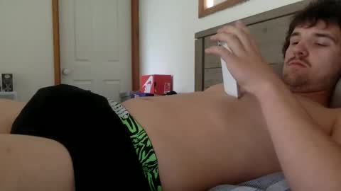Snapshot of hornyboi186 chatting on October 12, 2025, 12:20 am hornyboi186 online show from October 12, 2025, 12:20 am