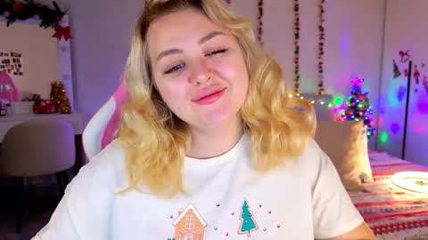 Snapshot of hornycakee chatting on December 15, 2025, 10:41 am HornyCakee online show from December 15, 2025, 10:41 am