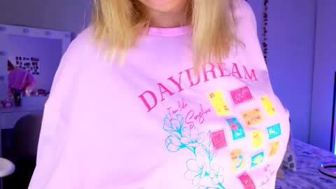 Snapshot of hornycakee chatting on March 5, 2026, 8:54 am HornyCakee online show from March 5, 2026, 8:54 am