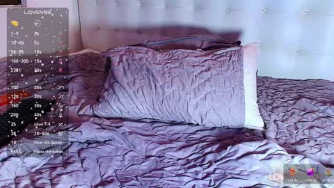 Valentina  online show from December 3, 2024, 3:33 pm