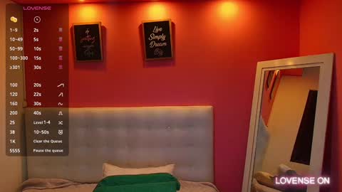 Valentina  online show from December 22, 2024, 12:16 pm