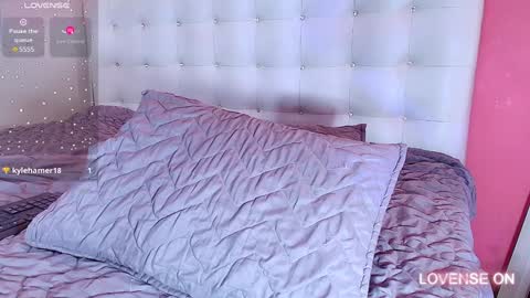 Valentina  online show from December 28, 2024, 12:56 pm