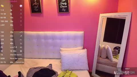 Valentina  online show from February 19, 2025, 12:22 pm