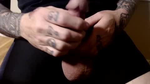 Hornyhumper online show from April 21, 2026, 5:03 am