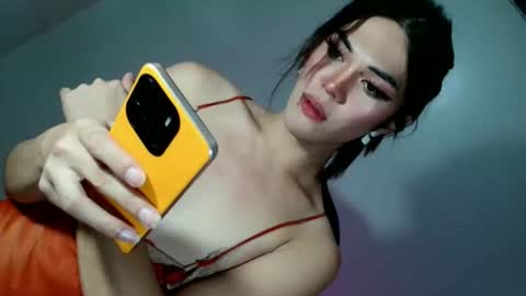 hornylisa online show from June 1, 2026, 4:09 pm