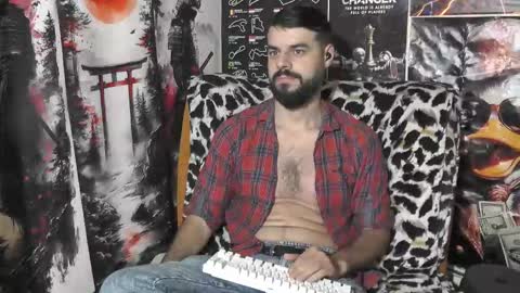 Snapshot of hornymaster93 chatting on November 24, 2025, 2:33 am hornymaster online show from November 24, 2025, 2:33 am