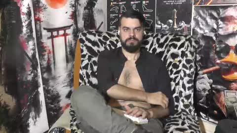 Snapshot of hornymaster93 chatting on November 27, 2025, 1:40 am hornymaster online show from November 27, 2025, 1:40 am