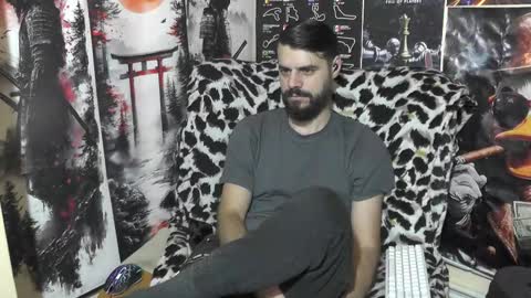 Snapshot of hornymaster93 chatting on December 4, 2025, 4:22 am hornymaster online show from December 4, 2025, 4:22 am