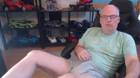 hornynthick70 online show from December 22, 2024, 6:37 pm