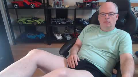 hornynthick70 online show from January 4, 2025, 5:16 pm