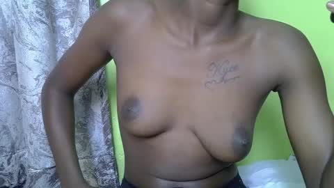Snapshot of hornysoul02 chatting on July 8, 2026, 10:42 am hornysoul02 online show from July 8, 2026, 10:42 am
