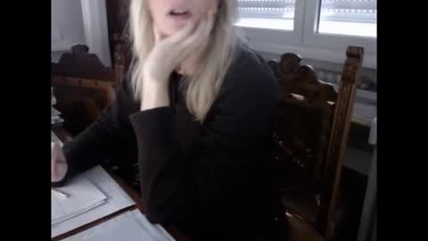 Snapshot of hornyssima chatting on November 4, 2025, 10:47 am Hornyssima online show from November 4, 2025, 10:47 am