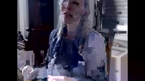 Snapshot of hornyssima chatting on November 18, 2025, 8:08 am Hornyssima online show from November 18, 2025, 8:08 am