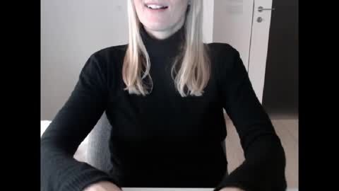 Snapshot of hornyssima chatting on January 11, 2026, 4:01 pm Hornyssima online show from January 11, 2026, 4:01 pm