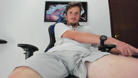 horse_man2 online show from January 20, 2025, 7:14 pm