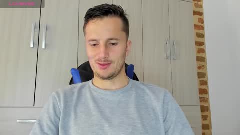 horse_man2 online show from September 30, 2025, 5:29 pm