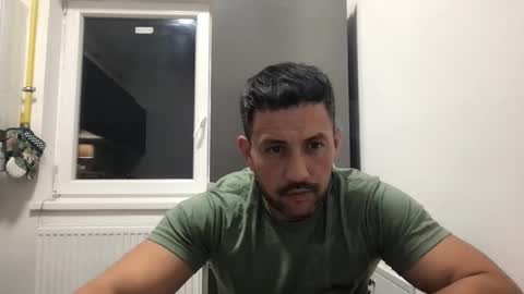 Snapshot of horsechris chatting on April 29, 2026, 8:59 pm Chriss90 online show from April 29, 2026, 8:59 pm