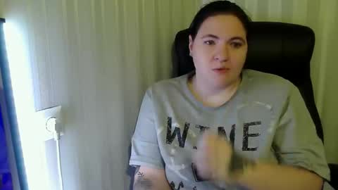 hot2panthers online show from November 19, 2025, 12:43 am