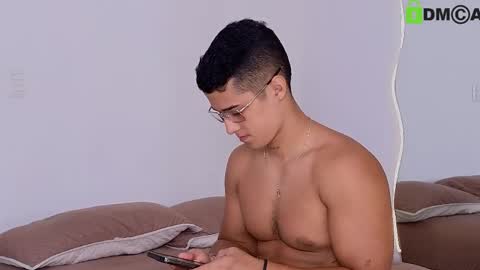 Snapshot of hot69temptation chatting on May 22, 2026, 3:17 pm Marcus Tatti online show from May 22, 2026, 3:17 pm