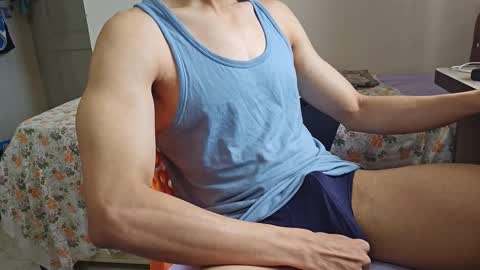 hot asian boy online show from September 20, 2025, 6:03 am