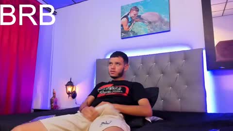 hot bad boy69 online show from January 18, 2025, 3:59 pm