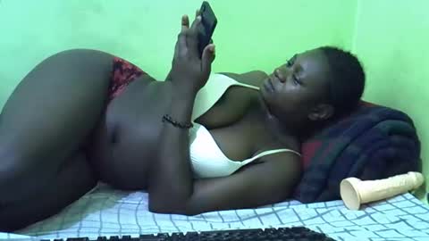 hot_girlly online show from September 11, 2025, 6:52 pm