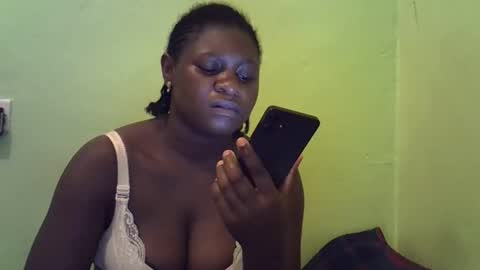 hot_girlly online show from November 10, 2025, 6:29 pm