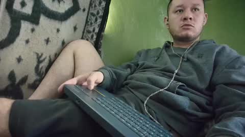hot_guy36 online show from November 17, 2025, 3:18 pm