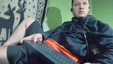 hot_guy36 online show from February 1, 2026, 2:04 pm