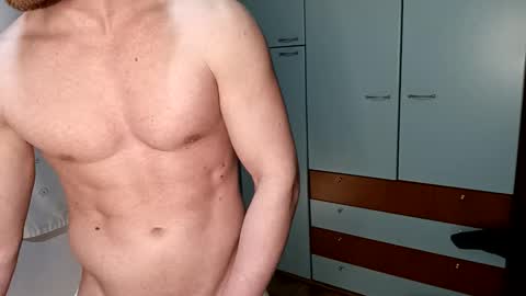 hot_italianboy online show from April 3, 2026, 10:30 pm
