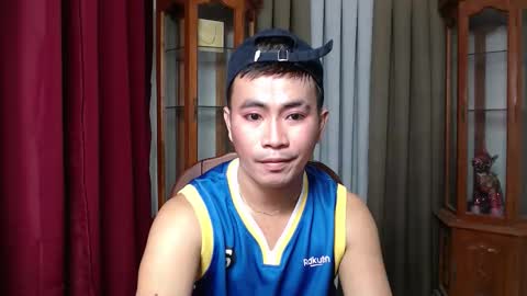 hot_khevin online show from September 10, 2025, 1:00 pm