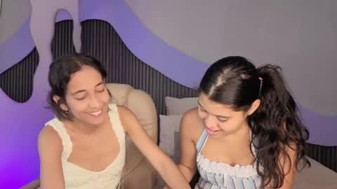 Alana online show from April 22, 2026, 9:16 pm