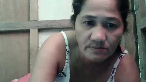 hotmama online show from February 13, 2025, 2:56 am