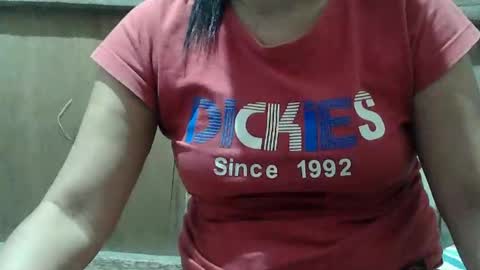 hotmama online show from February 25, 2025, 9:53 am