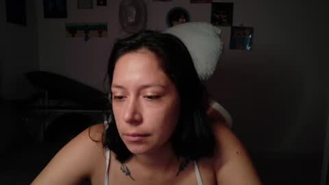 Snapshot of hot_mommymia chatting on June 16, 2026, 1:47 pm Mia online show from June 16, 2026, 1:47 pm